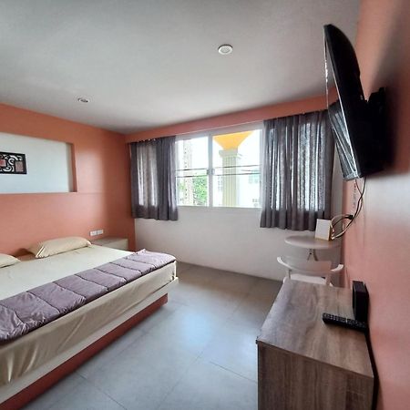 فندق In Phuket House المظهر الخارجي الصورة